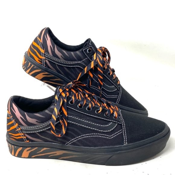 VANS ComfyCush Old Skool Canvas Black Orange Low Shoes Skate For Men VN0A5DYC9KH - Picture 2 of 9